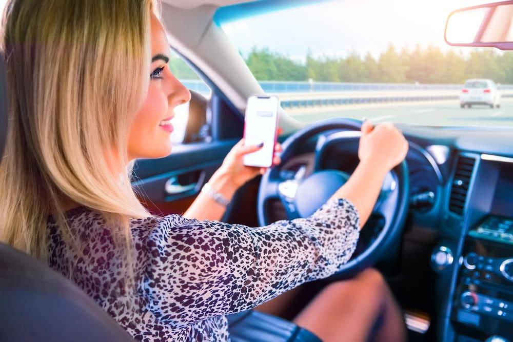 Experienced attorney representing car accident victims in distracted driving auto accident cases.