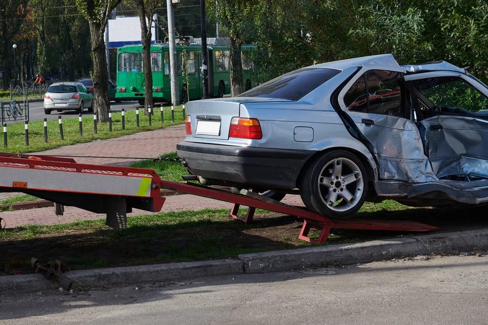 Filing an injury claim after a side impact crash in Chicago