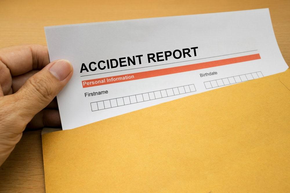 Bicycle crash data and accident trends in Evanston, IL.
 