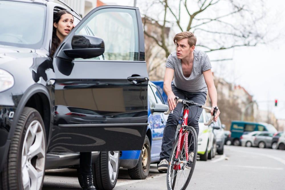 accident caused by dooring in chicago