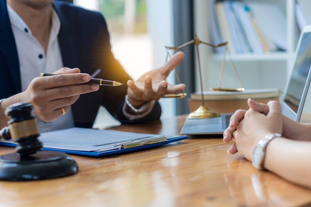 Attorney explaining to client whether they can sue Uber for an accident in Chicago