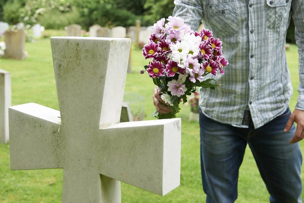 Chicago lawyer helping families after a wrongful death caused by nursing home neglect.