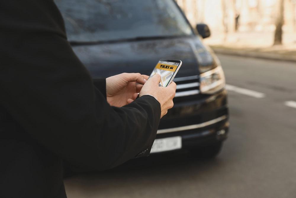 Filing an accident claim involving Joliet rideshare drivers