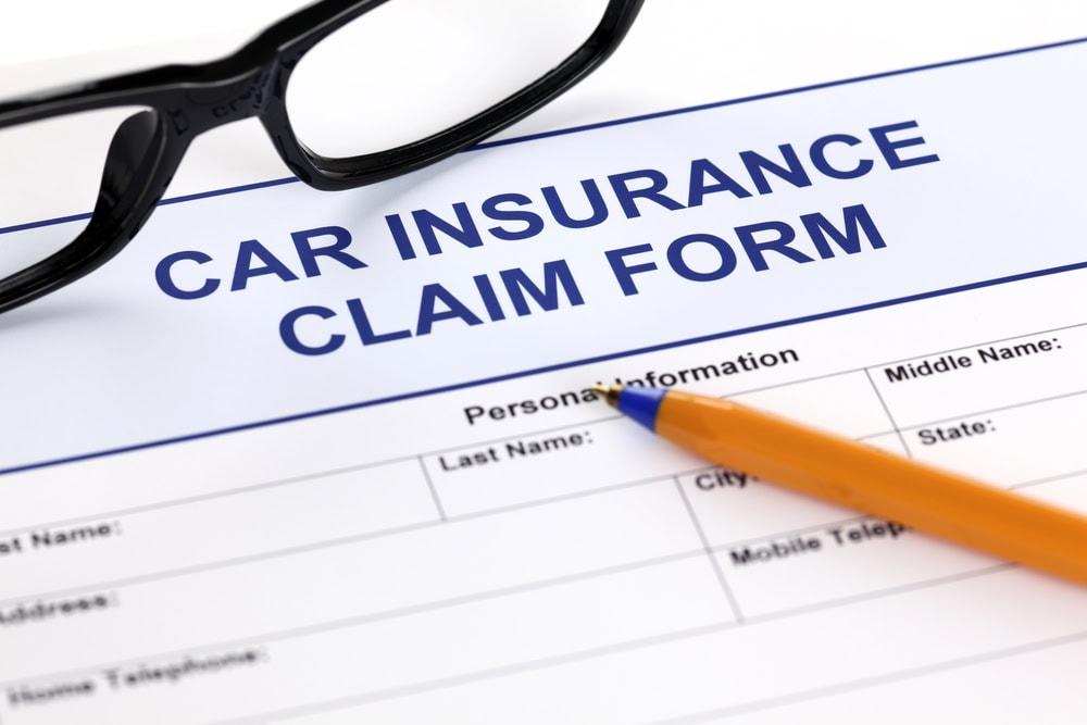 Client filing an insurance claim without a police report after a car accident