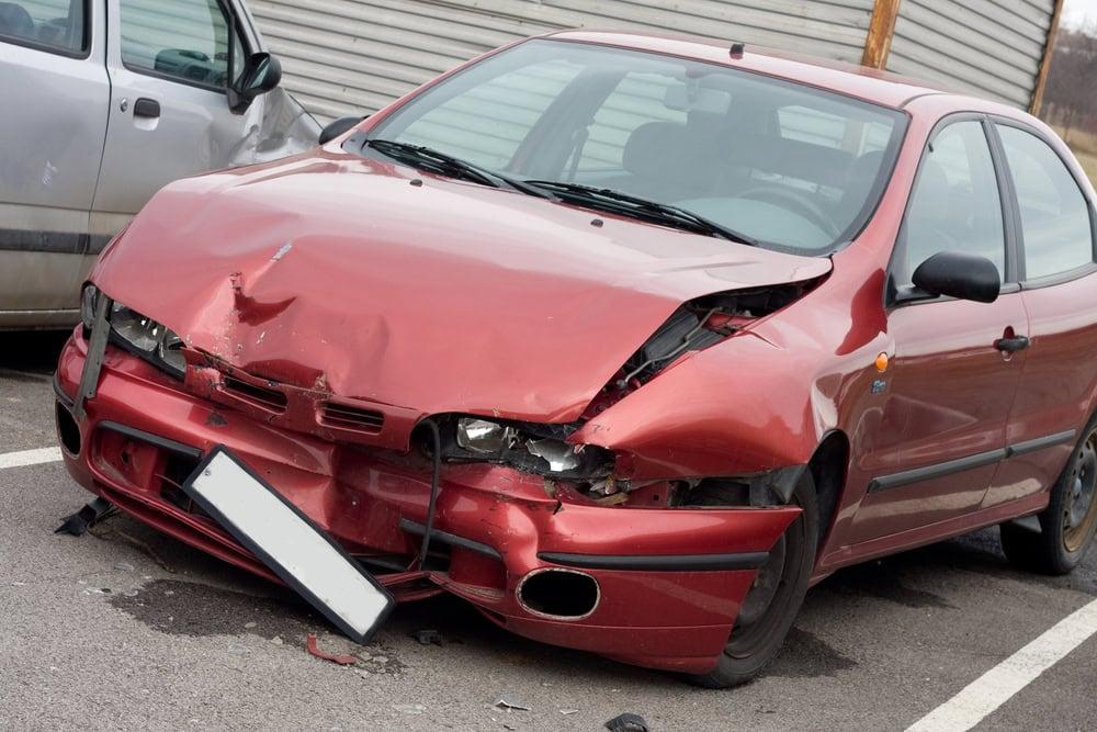 Head-on car accident attorney in Chicago fighting for injured clients.