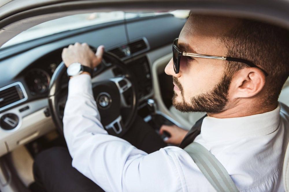Chicago lawyer representing drivers with steering wheel injuries and head trauma after car accidents.