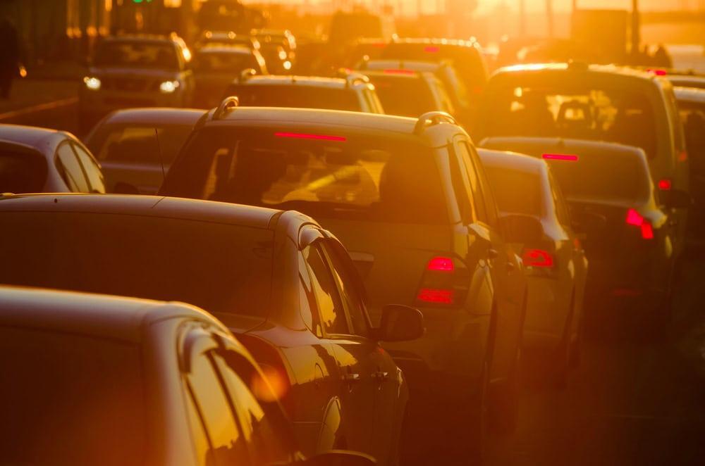 Chicago lawyer helping victims of multi-car accidents deal with insurance companies.