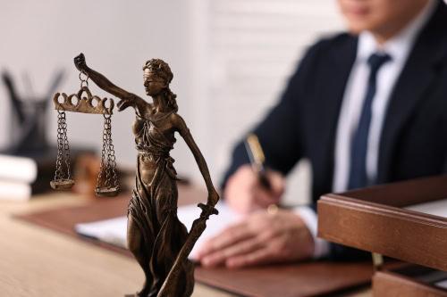 The right to choose or change lawyer 