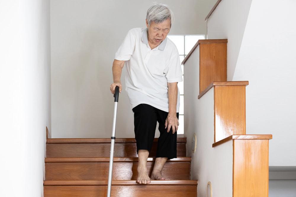 Elgin law firm reviewing complaints against worst-rated nursing homes